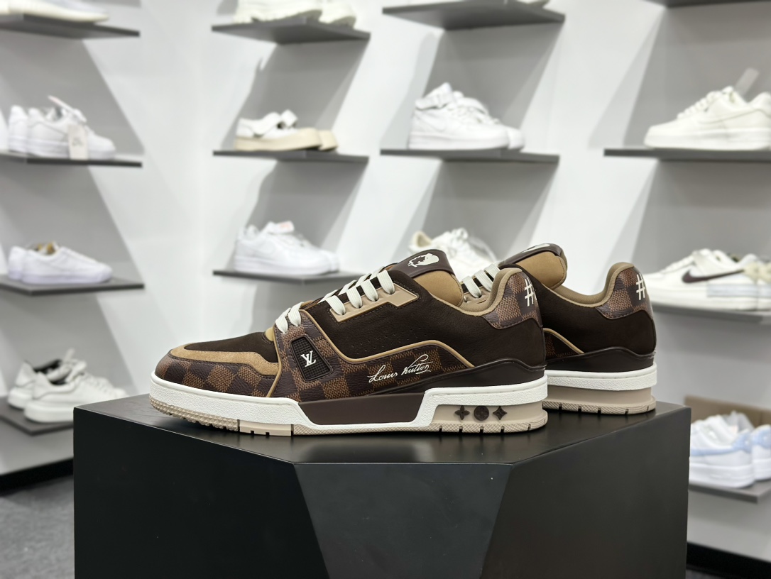 520 Nigo x Louis Vuitton 路易威登 LV Trainer 联名款 低帮休闲板鞋