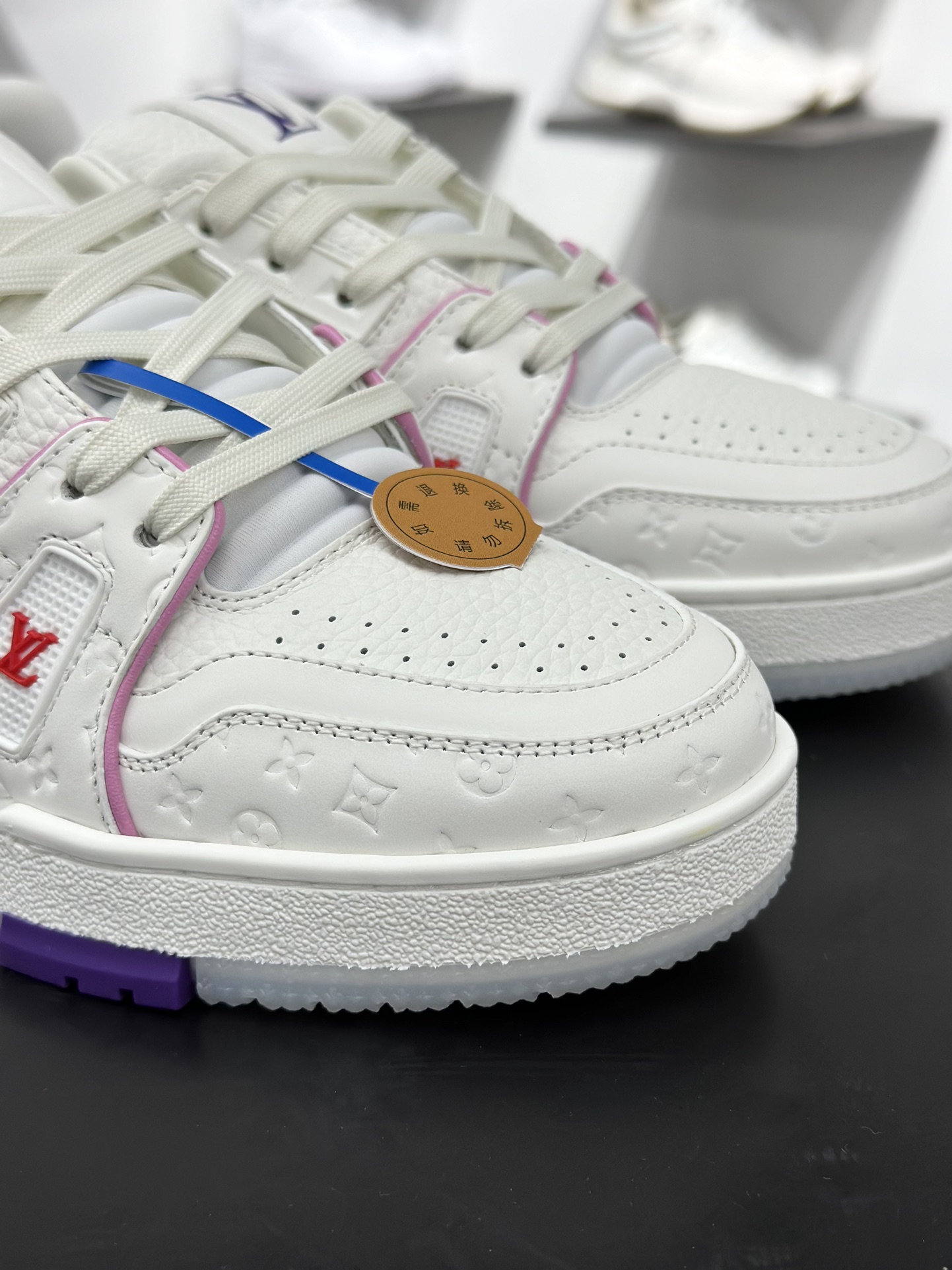 500 Louis Vuitton 路易威登 LV Trainer 低帮休闲板鞋