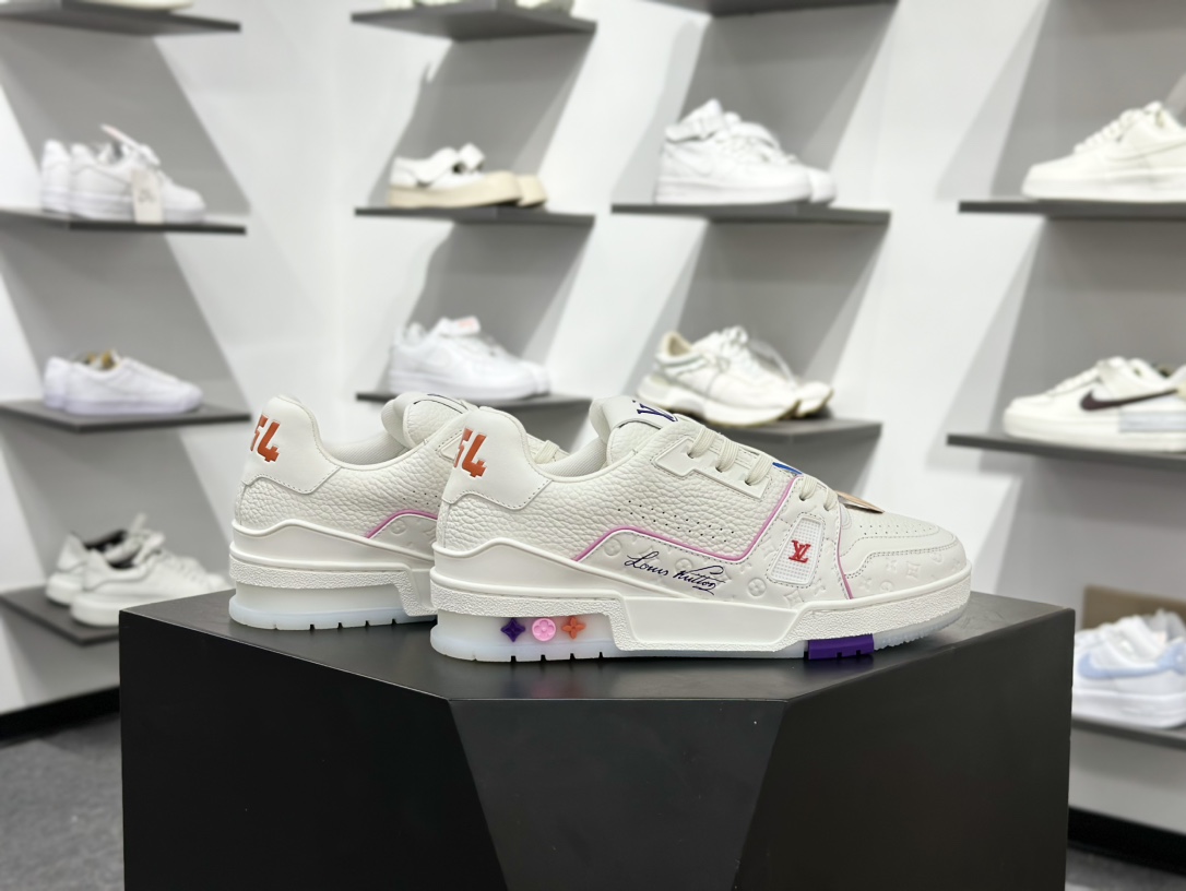 500 Louis Vuitton 路易威登 LV Trainer 低帮休闲板鞋