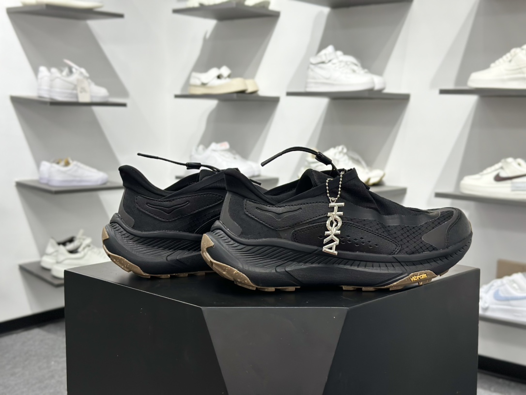 220 HOKA ONE ONE U PROJECT TRANSPORT 低帮专业越野跑步鞋  1162850