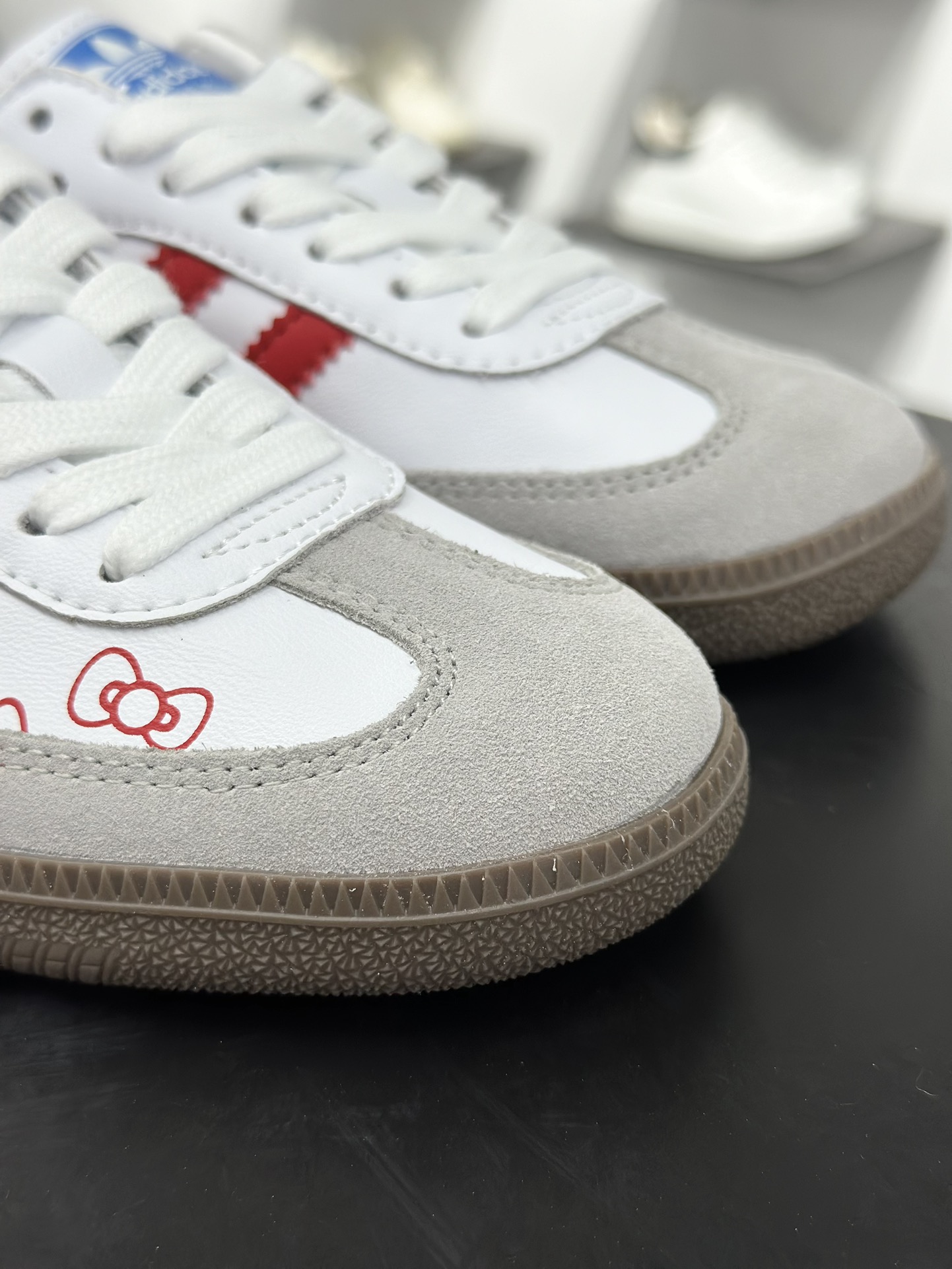 160 adidoriginals SAMBA OG 气泡水母 可可小猫 白红 B75806-Chinese UA Cheap High Quatity Brand Clothes Bags handbags Sneakers wholesale wholesaler seller from China Factory suppliers Fashion Clothing Shoes best Quality Beautiful Price 160 adidoriginals SAMBA OG 气泡水母 可可小猫 白红 B75806