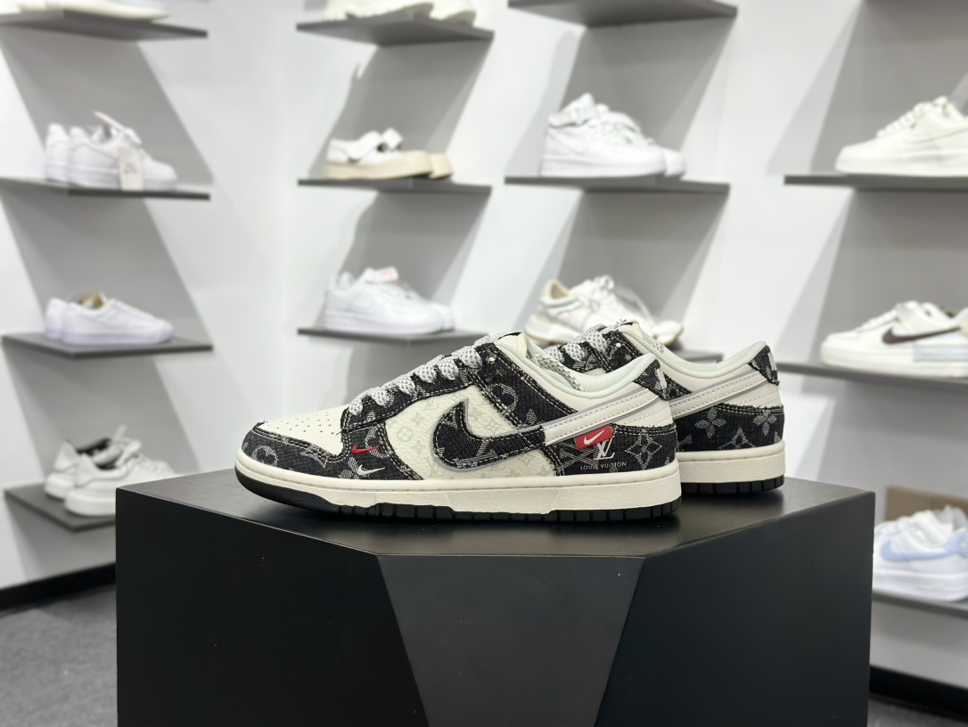 280 Nike SB Dunk Low x Louis Vuitton 黑白牛仔双小勾满天星 YX5066-378-Chinese UA Cheap High Quatity Brand Clothes Bags handbags Sneakers wholesale wholesaler seller from China Factory suppliers Fashion Clothing Shoes best Quality Beautiful Price 280 Nike SB Dunk Low x Louis Vuitton 黑白牛仔双小勾满天星 YX5066-378