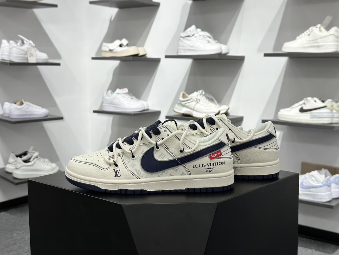 300 Nike SB Dunk Low x Louis Vuitton 米蓝绑带 YX5066-370-Chinese UA Cheap High Quatity Brand Clothes Bags handbags Sneakers wholesale wholesaler seller from China Factory suppliers Fashion Clothing Shoes best Quality Beautiful Price 300 Nike SB Dunk Low x Louis Vuitton 米蓝绑带 YX5066-370