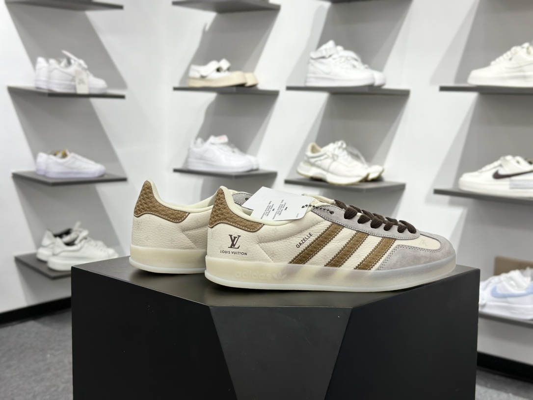 260 AdidSAMBA OG 德训鞋 高端定制桑巴系列 低帮休闲板鞋 DM1234-010-Chinese UA Cheap High Quatity Brand Clothes Bags handbags Sneakers wholesale wholesaler seller from China Factory suppliers Fashion Clothing Shoes best Quality Beautiful Price 260 AdidSAMBA OG 德训鞋 高端定制桑巴系列 低帮休闲板鞋 DM1234-010