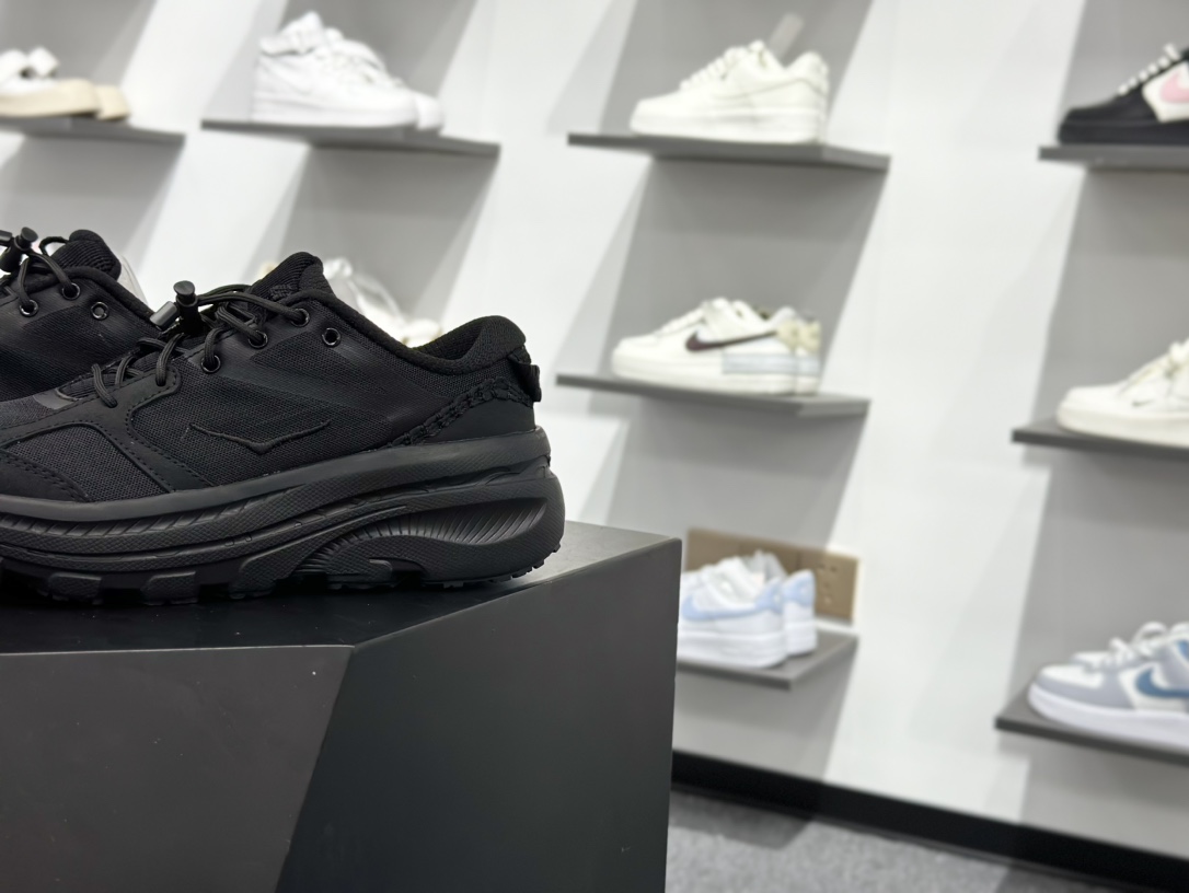 180 HOKA ONEU BONDI B3LS 舒适防滑耐磨低帮休闲跑步鞋 1155351-BBNB