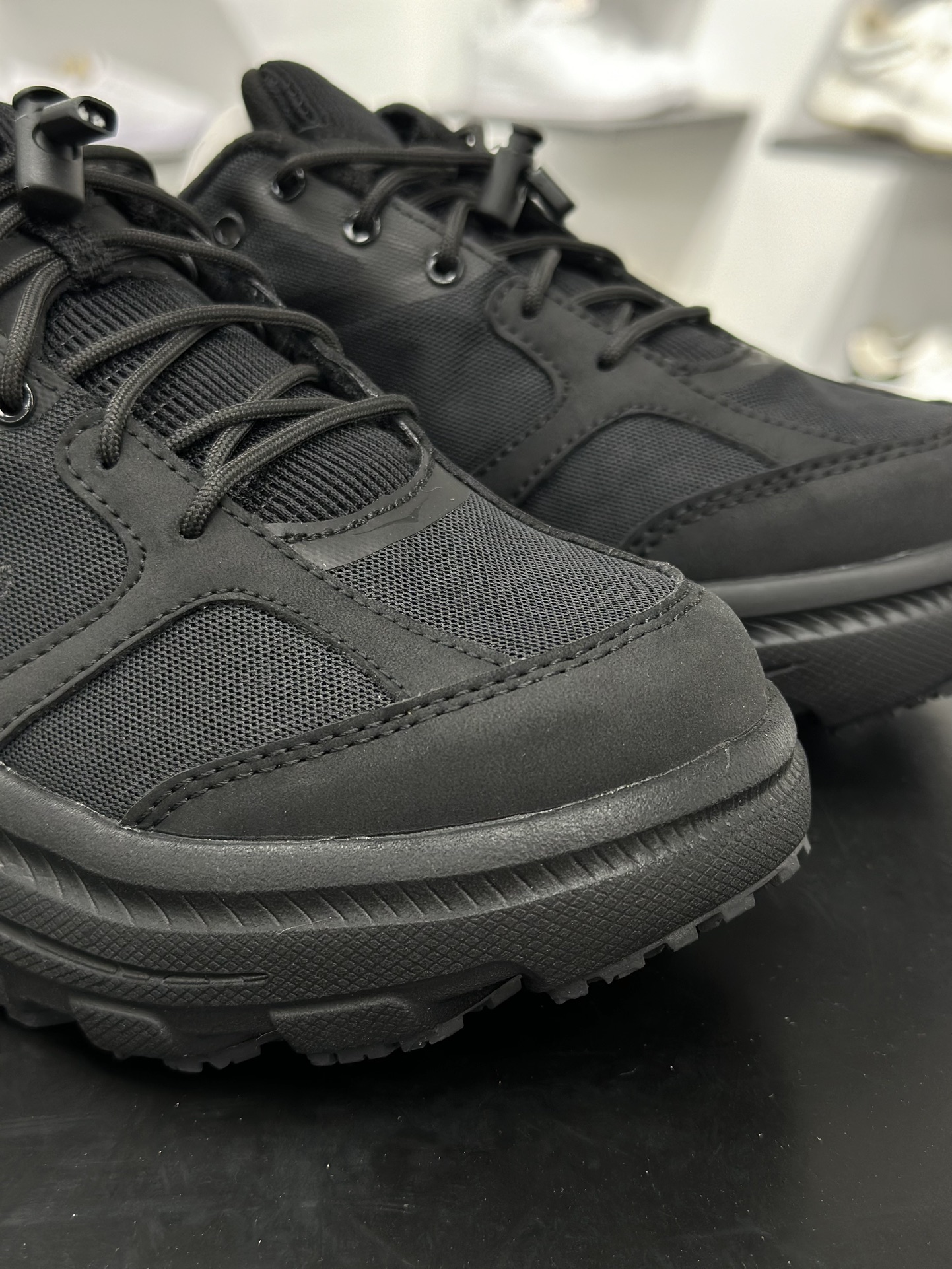 180 HOKA ONEU BONDI B3LS 舒适防滑耐磨低帮休闲跑步鞋 1155351-BBNB