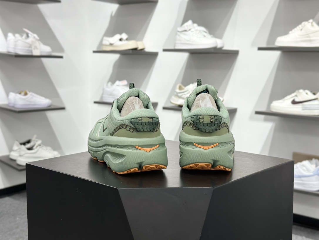 180 HOKA ONEU BONDI B3LS 舒适防滑耐磨低帮休闲跑步鞋 1155351-ASC-Chinese UA Cheap High Quatity Brand Clothes Bags handbags Sneakers wholesale wholesaler seller from China Factory suppliers Fashion Clothing Shoes best Quality Beautiful Price 180 HOKA ONEU BONDI B3LS 舒适防滑耐磨低帮休闲跑步鞋 1155351-ASC