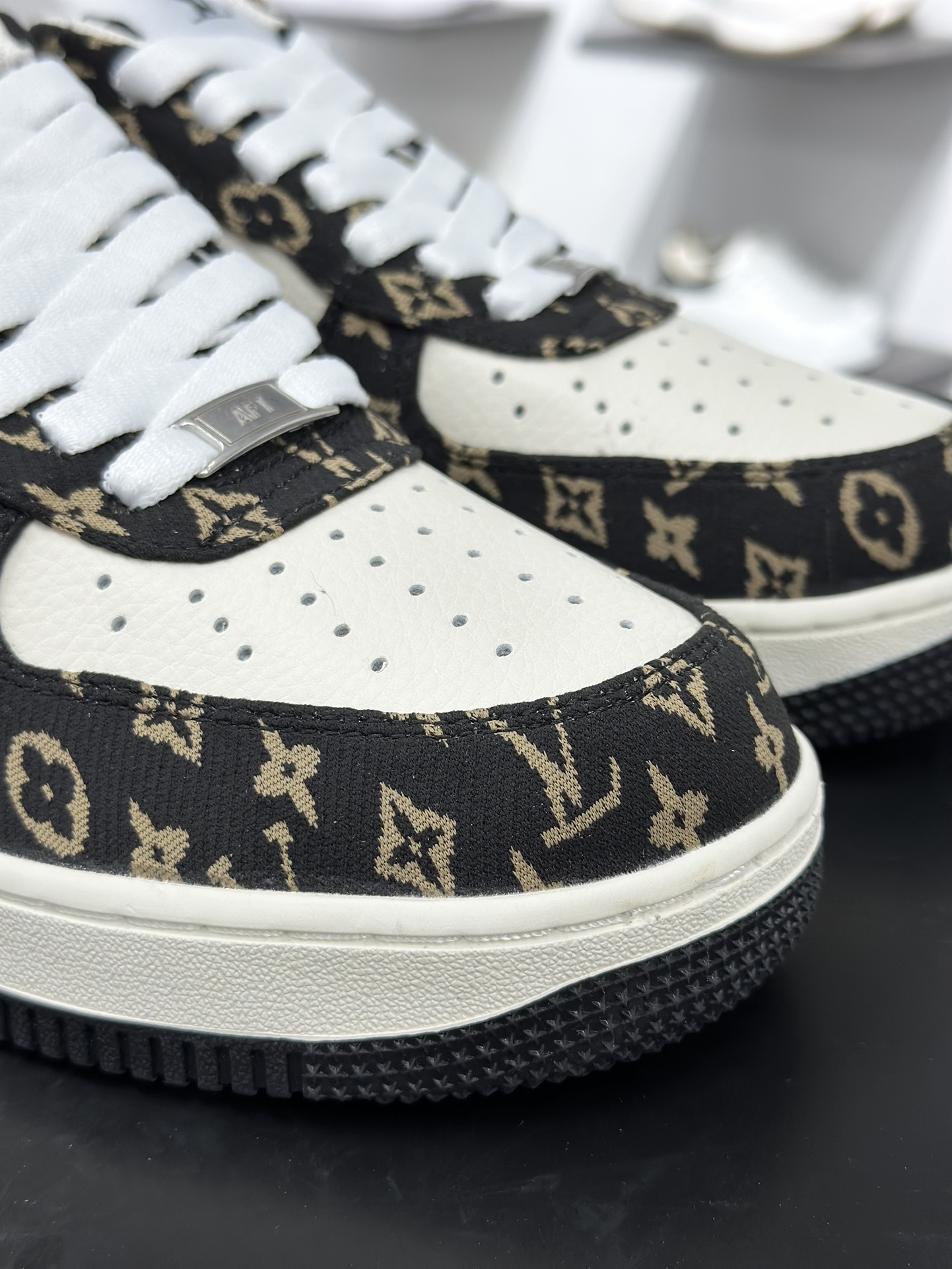 260 Nike Air Force 1 Low LV联名 BZ6880-104-Chinese UA Cheap High Quatity Brand Clothes Bags handbags Sneakers wholesale wholesaler seller from China Factory suppliers Fashion Clothing Shoes best Quality Beautiful Price 260 Nike Air Force 1 Low LV联名 BZ6880-104