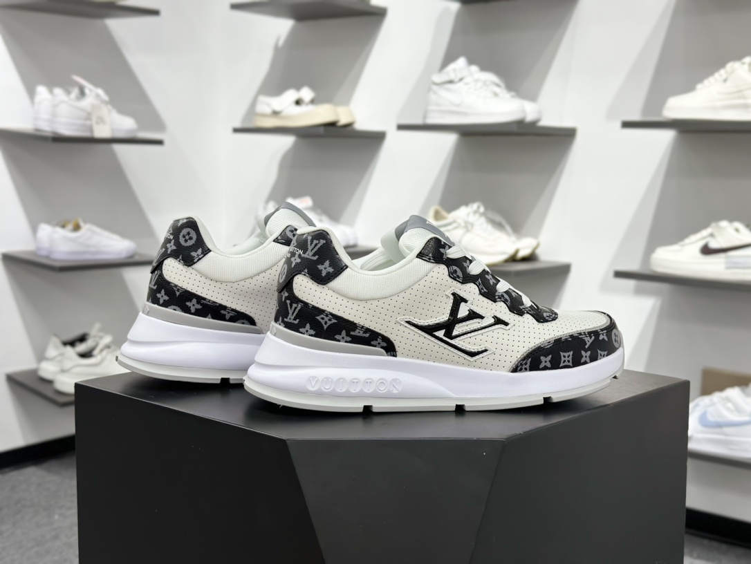 220 LV路易威登板鞋 小白鞋系列 舒适轻泡大底和百搭性霸屏整个时尚娱乐圈 MS1659-Chinese UA Cheap High Quatity Brand Clothes Bags handbags Sneakers wholesale wholesaler seller from China Factory suppliers Fashion Clothing Shoes best Quality Beautiful Price 220 LV路易威登板鞋 小白鞋系列 舒适轻泡大底和百搭性霸屏整个时尚娱乐圈 MS1659