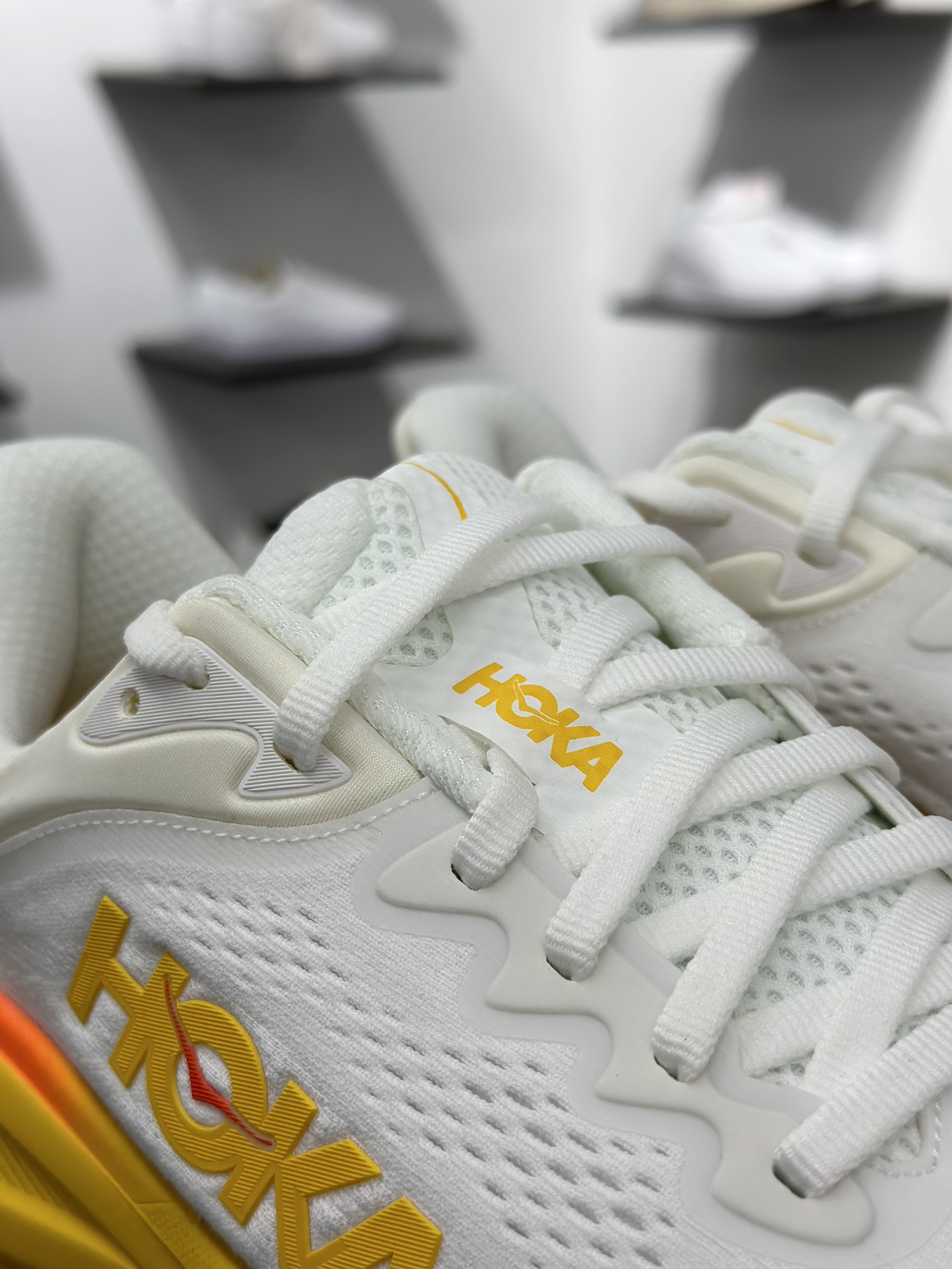 200 HOKA One One Clifton 9 Low 克利夫顿9代系列低帮厚底网织轻量休闲运动慢跑鞋 1162011/FNF-Chinese UA Cheap High Quatity Brand Clothes Bags handbags Sneakers wholesale wholesaler seller from China Factory suppliers Fashion Clothing Shoes best Quality Beautiful Price 200 HOKA One One Clifton 9 Low 克利夫顿9代系列低帮厚底网织轻量休闲运动慢跑鞋 1162011/FNF