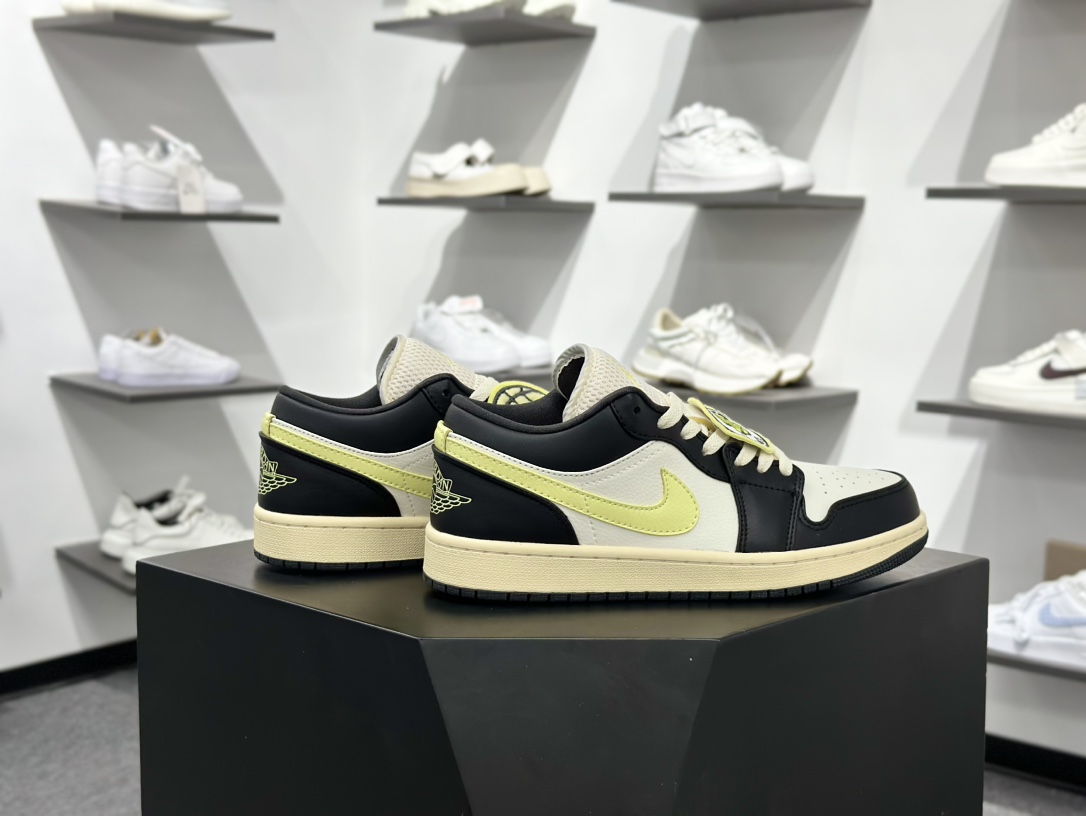 200 Air Jordan 1 Low 黑白绿 HQ3009-003-Chinese UA Cheap High Quatity Brand Clothes Bags handbags Sneakers wholesale wholesaler seller from China Factory suppliers Fashion Clothing Shoes best Quality Beautiful Price 200 Air Jordan 1 Low 黑白绿 HQ3009-003