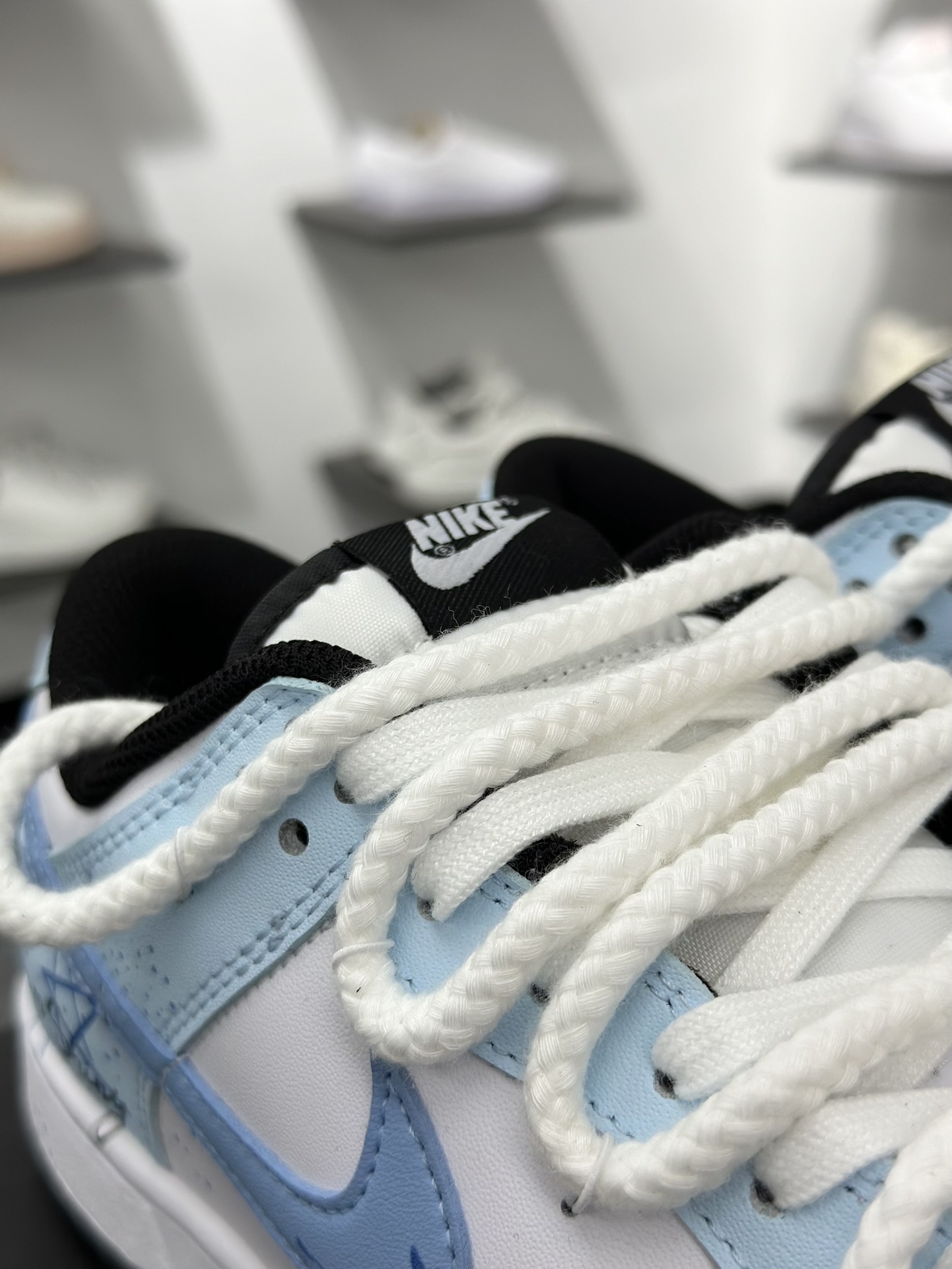 280 NK Dunk Low 星辰大海 此款鞋身采用纯白皮革打造 DD1503-101-Chinese UA Cheap High Quatity Brand Clothes Bags handbags Sneakers wholesale wholesaler seller from China Factory suppliers Fashion Clothing Shoes best Quality Beautiful Price 280 NK Dunk Low 星辰大海 此款鞋身采用纯白皮革打造 DD1503-101