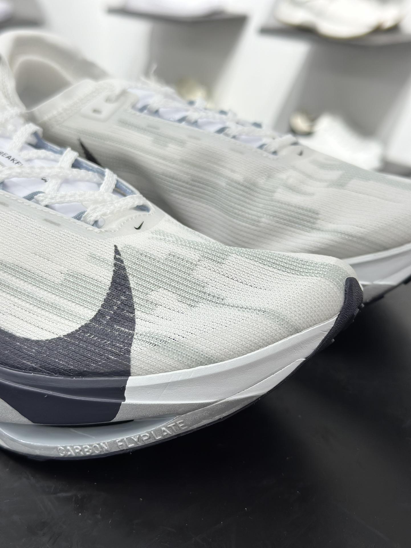 200 Nike ZoomX Streakfly 2 马拉松柔软缓震超轻透气跑鞋 HF6416-100-Chinese UA Cheap High Quatity Brand Clothes Bags handbags Sneakers wholesale wholesaler seller from China Factory suppliers Fashion Clothing Shoes best Quality Beautiful Price 200 Nike ZoomX Streakfly 2 马拉松柔软缓震超轻透气跑鞋 HF6416-100