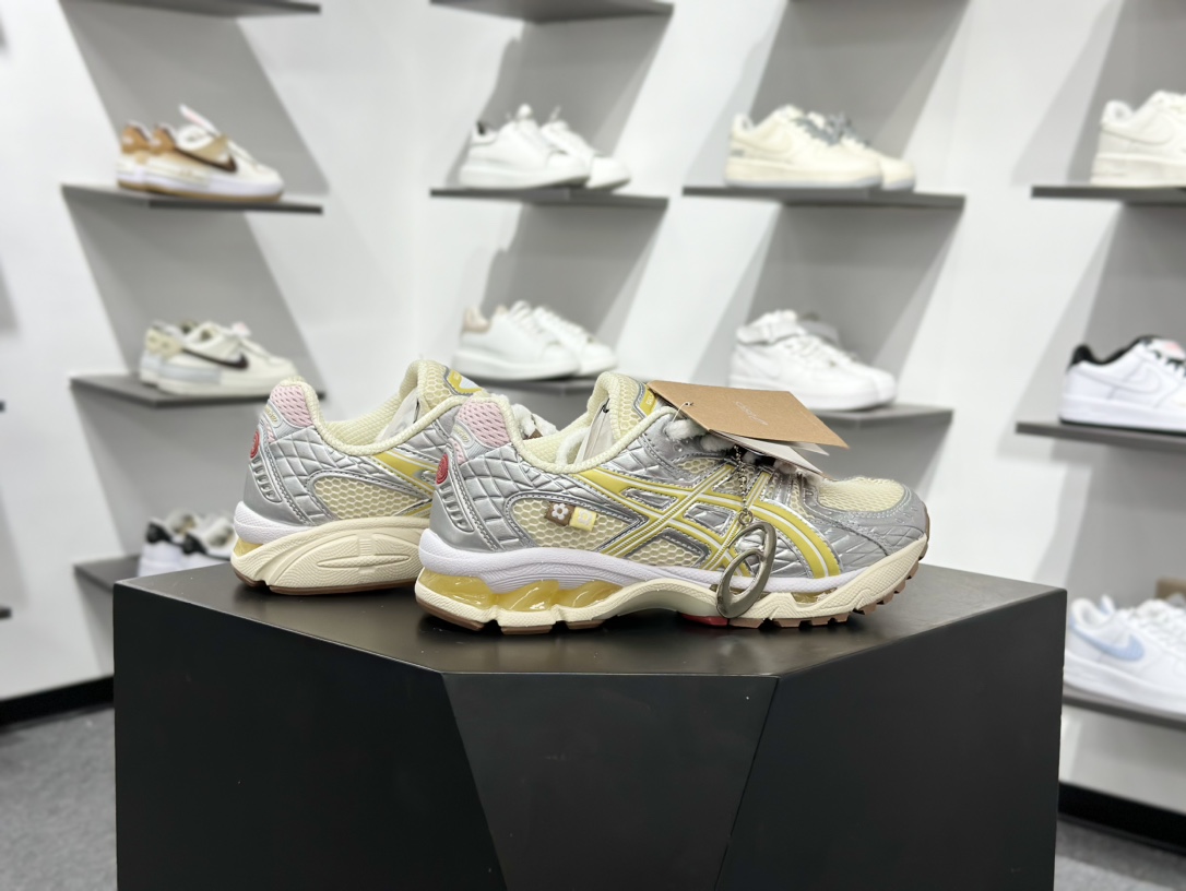 220 Asics GEL-NIMBUS 10.1 复古单品 ASICS(亚瑟士) 1203A865-702-Chinese UA Cheap High Quatity Brand Clothes Bags handbags Sneakers wholesale wholesaler seller from China Factory suppliers Fashion Clothing Shoes best Quality Beautiful Price 220 Asics GEL-NIMBUS 10.1 复古单品 ASICS(亚瑟士) 1203A865-702