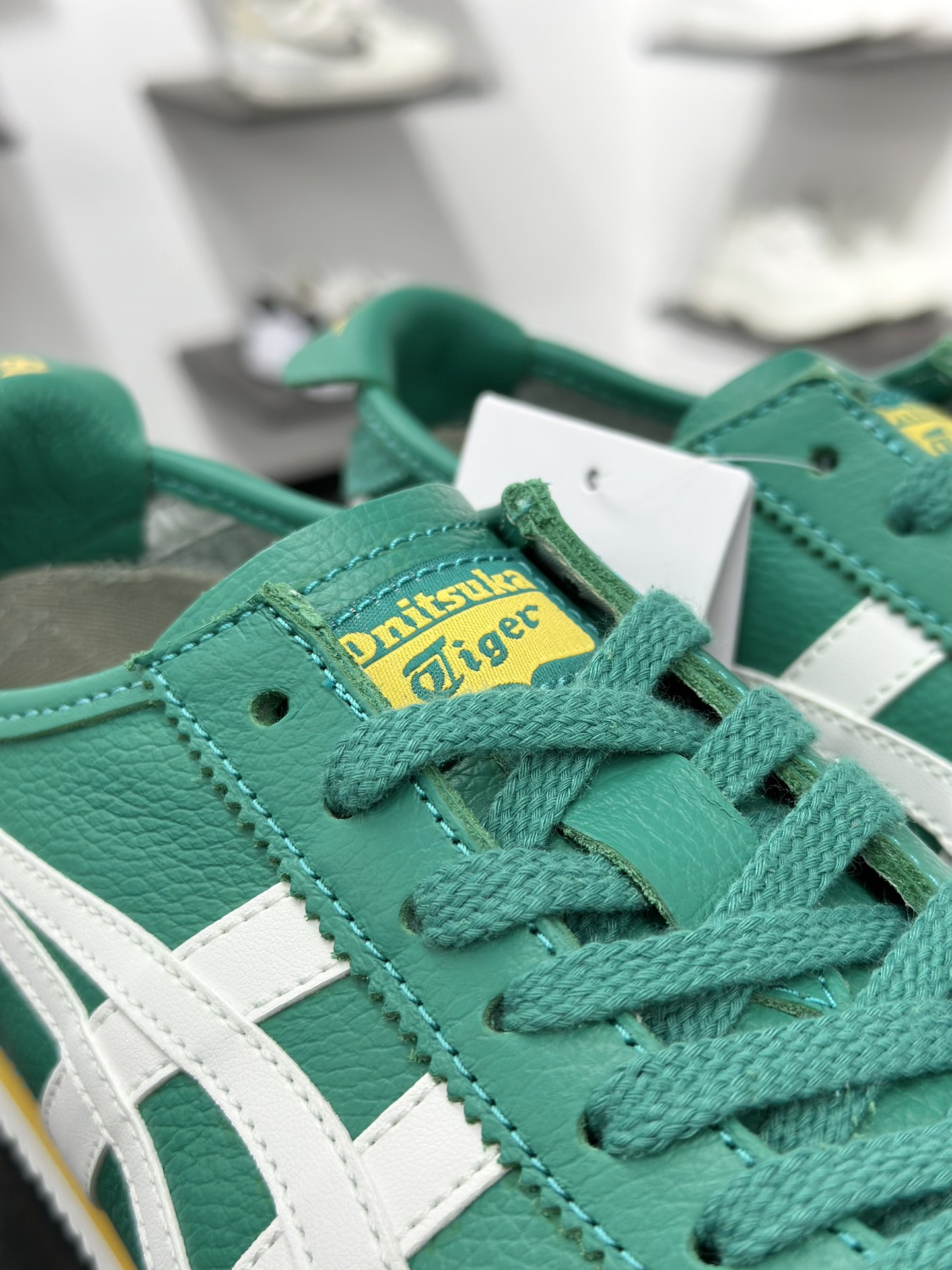 200 Asics鬼冢虎 MEXICO 66 做工精赞 1183B771-300-Chinese UA Cheap High Quatity Brand Clothes Bags handbags Sneakers wholesale wholesaler seller from China Factory suppliers Fashion Clothing Shoes best Quality Beautiful Price 200 Asics鬼冢虎 MEXICO 66 做工精赞 1183B771-300