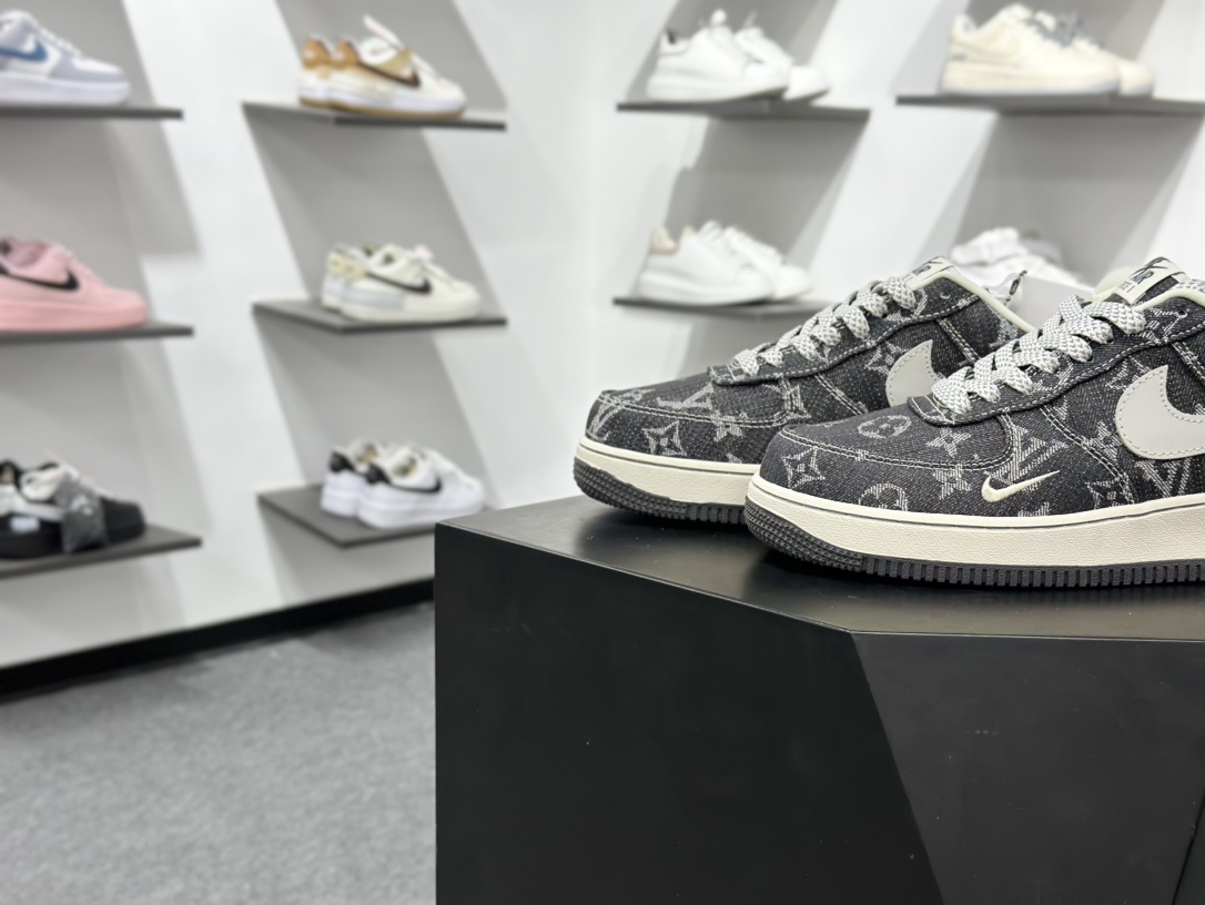 260 Nike Air Force 1 Low LV联名 ZD1988-003-Chinese UA Cheap High Quatity Brand Clothes Bags handbags Sneakers wholesale wholesaler seller from China Factory suppliers Fashion Clothing Shoes best Quality Beautiful Price 260 Nike Air Force 1 Low LV联名 ZD1988-003