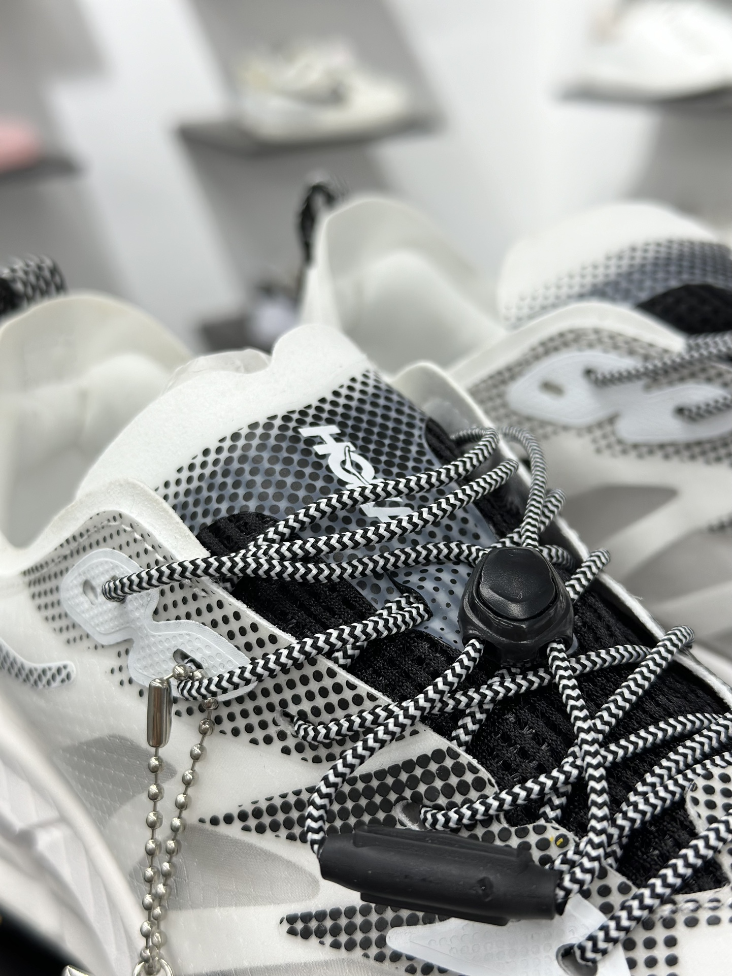 200 Satisfy xHOKA ONE ONE Mafate Speed 4 低帮专业越野跑步鞋 1168971-Chinese UA Cheap High Quatity Brand Clothes Bags handbags Sneakers wholesale wholesaler seller from China Factory suppliers Fashion Clothing Shoes best Quality Beautiful Price 200 Satisfy xHOKA ONE ONE Mafate Speed 4 低帮专业越野跑步鞋 1168971