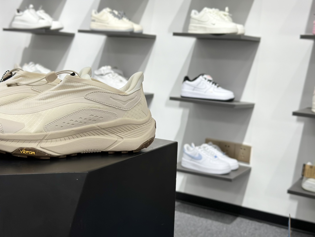 200 Hoka One One Project Transport 机能风专业户外越野运动鞋 1162850-Chinese UA Cheap High Quatity Brand Clothes Bags handbags Sneakers wholesale wholesaler seller from China Factory suppliers Fashion Clothing Shoes best Quality Beautiful Price 200 Hoka One One Project Transport 机能风专业户外越野运动鞋 1162850