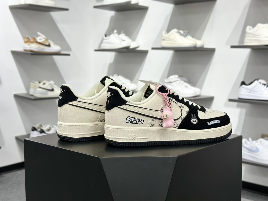 LaBuBu x Nike Air Force 1 Low 拉布布 x 耐克 空军一号 低帮 休闲运动板鞋  DX0188-092