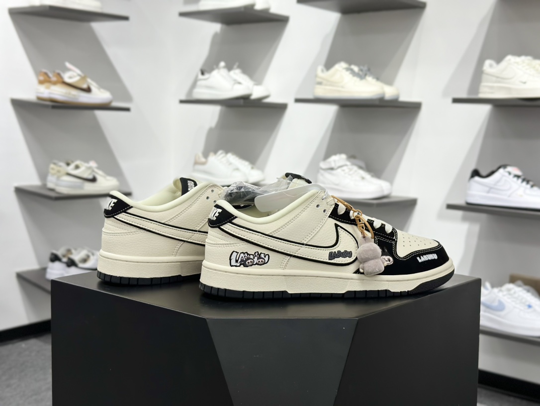 NIKE SB Dunk Low RETRO x LABUBU DS6608-010