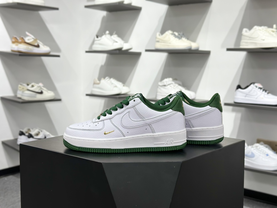 Nike Air Force 1 Low 白黑金 IB6543-102-莆田鞋,莆田鞋货源,高仿鞋,高仿鞋货源,安福档口,莆田高仿鞋,莆田鞋批发,高仿鞋批发,莆田高仿运动鞋,高仿运动鞋,莆田运动鞋 Nike Air Force 1 Low 白黑金 IB6543-102