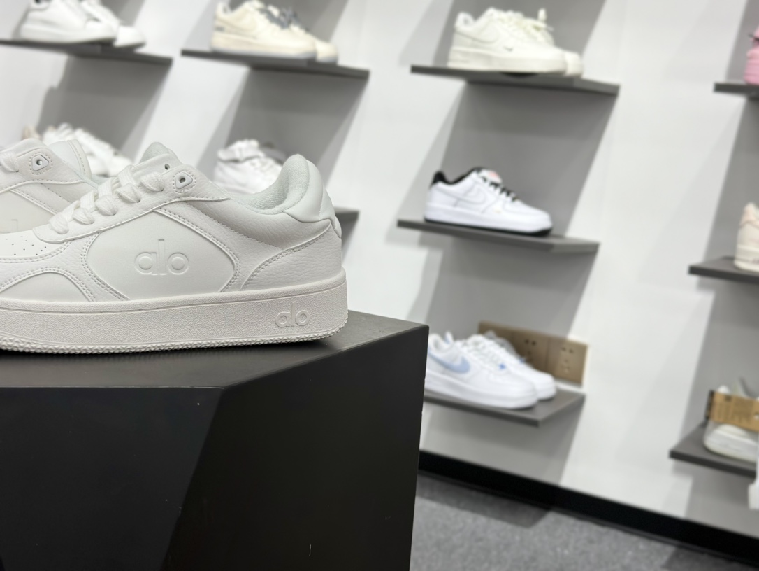 Alo Yoga Recovery Mode 明星同款 内增高低帮休闲板鞋