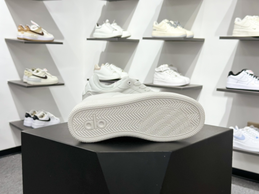 Alo Yoga Recovery Mode 明星同款 内增高低帮休闲板鞋