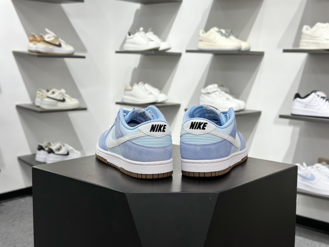 NIKE SB Dunk Low  IB6399-400