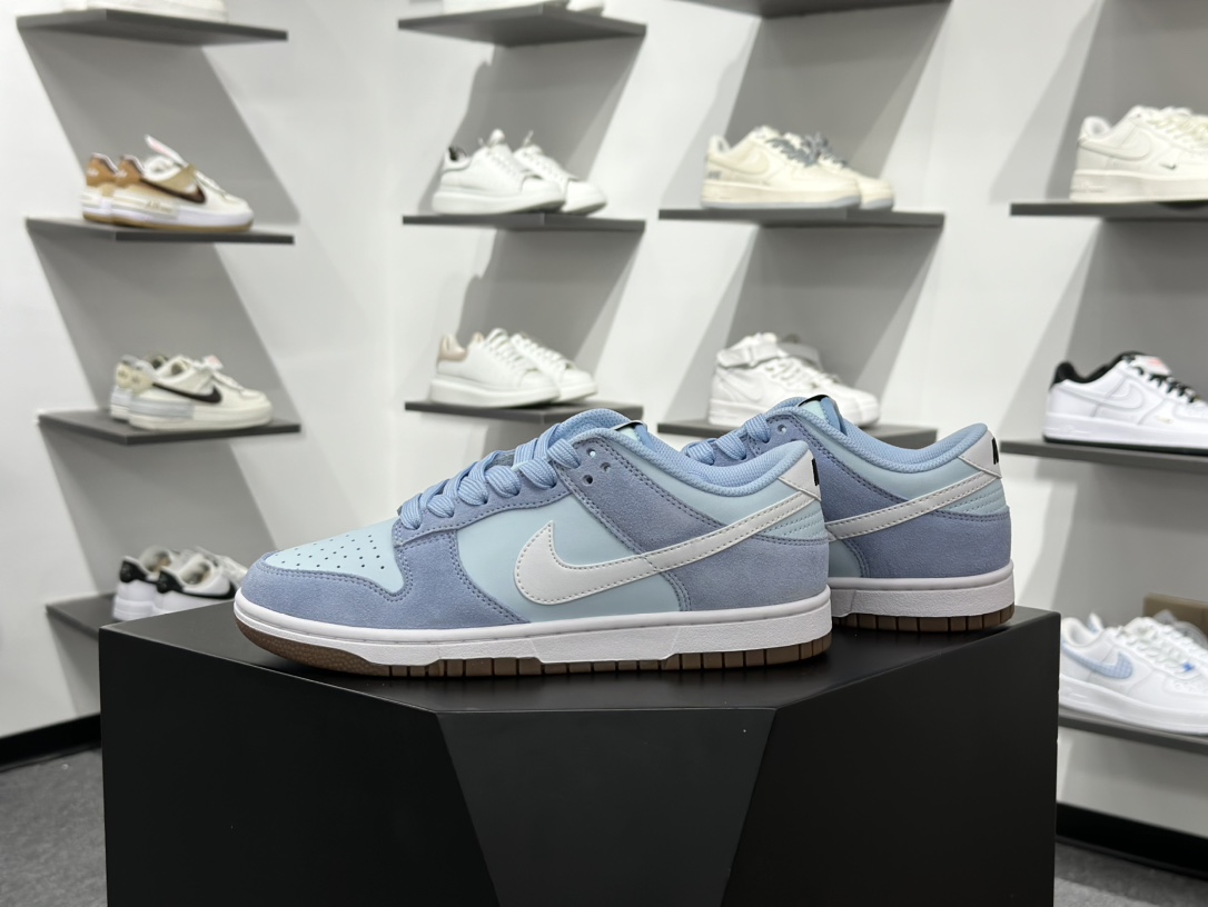 NIKE SB Dunk Low  IB6399-400