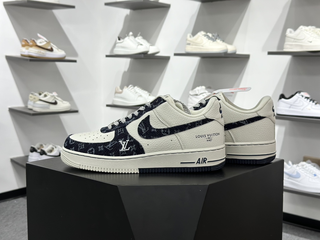 260 Nike Air Force 1 Low 07 x Louis Vuitton 黑白牛仔满天星 SC0601-553