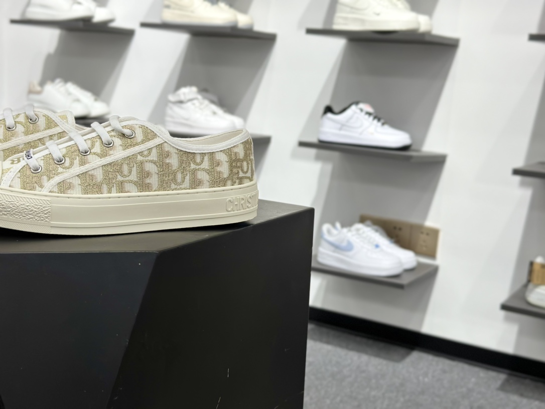 280 迪奥/Dior Walk'n'Dior Low 沃克系列低帮百搭增高休闲运动厚底板鞋