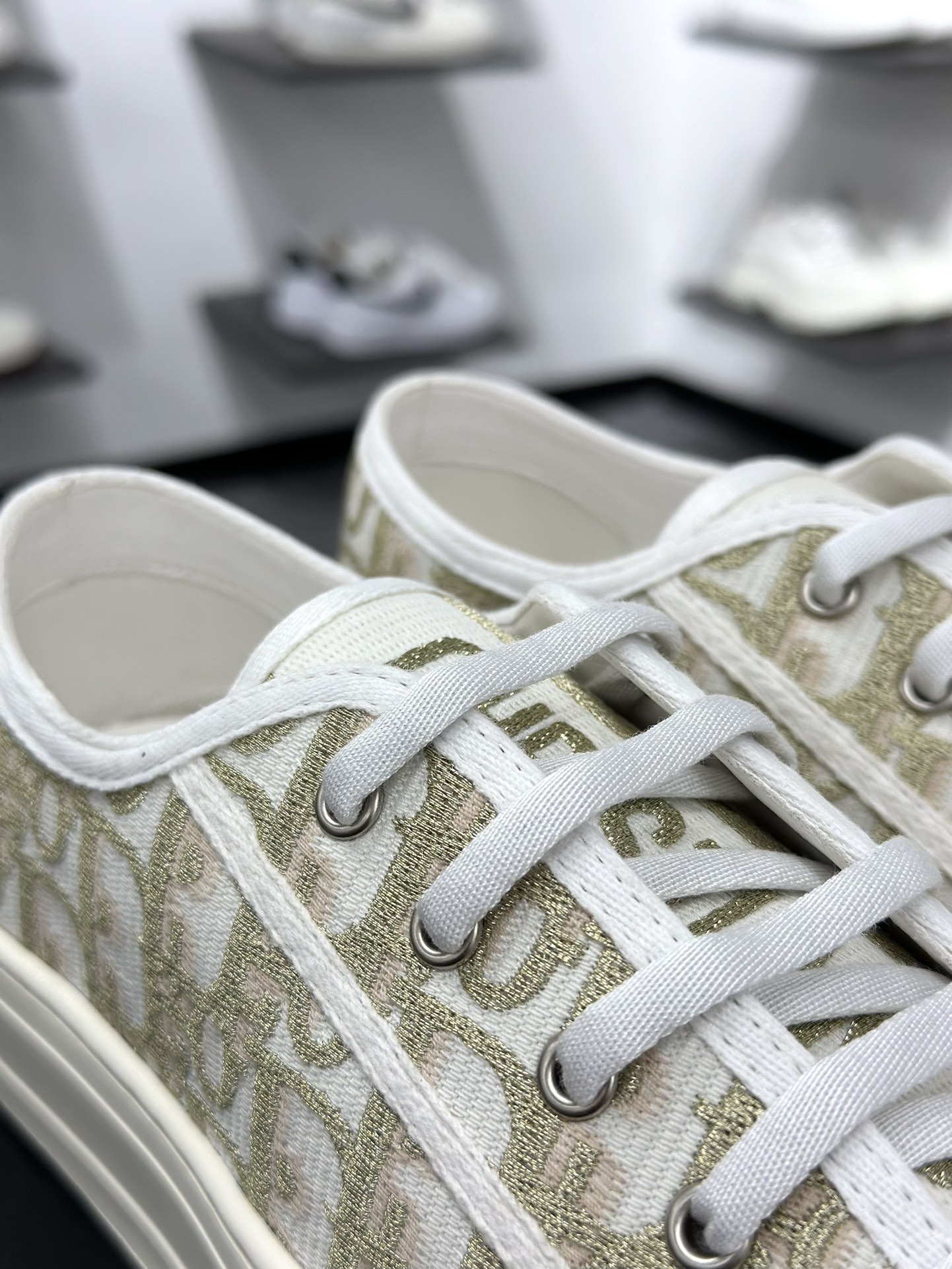 280 迪奥/Dior Walk'n'Dior Low 沃克系列低帮百搭增高休闲运动厚底板鞋
