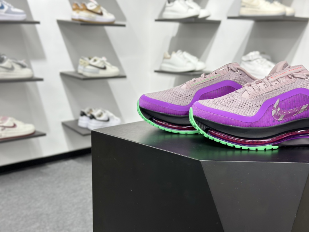 260 Nike Air Zoom NIKE PEGASUS PREMIUM耐克 新款气垫缓震休闲跑步鞋 II0602-500