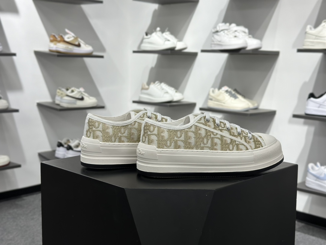 迪奥/Dior Walk'n'Dior Low 沃克系列低帮百搭增高休闲运动厚底板鞋“帆布金属金白” KCK385OBL_S49K