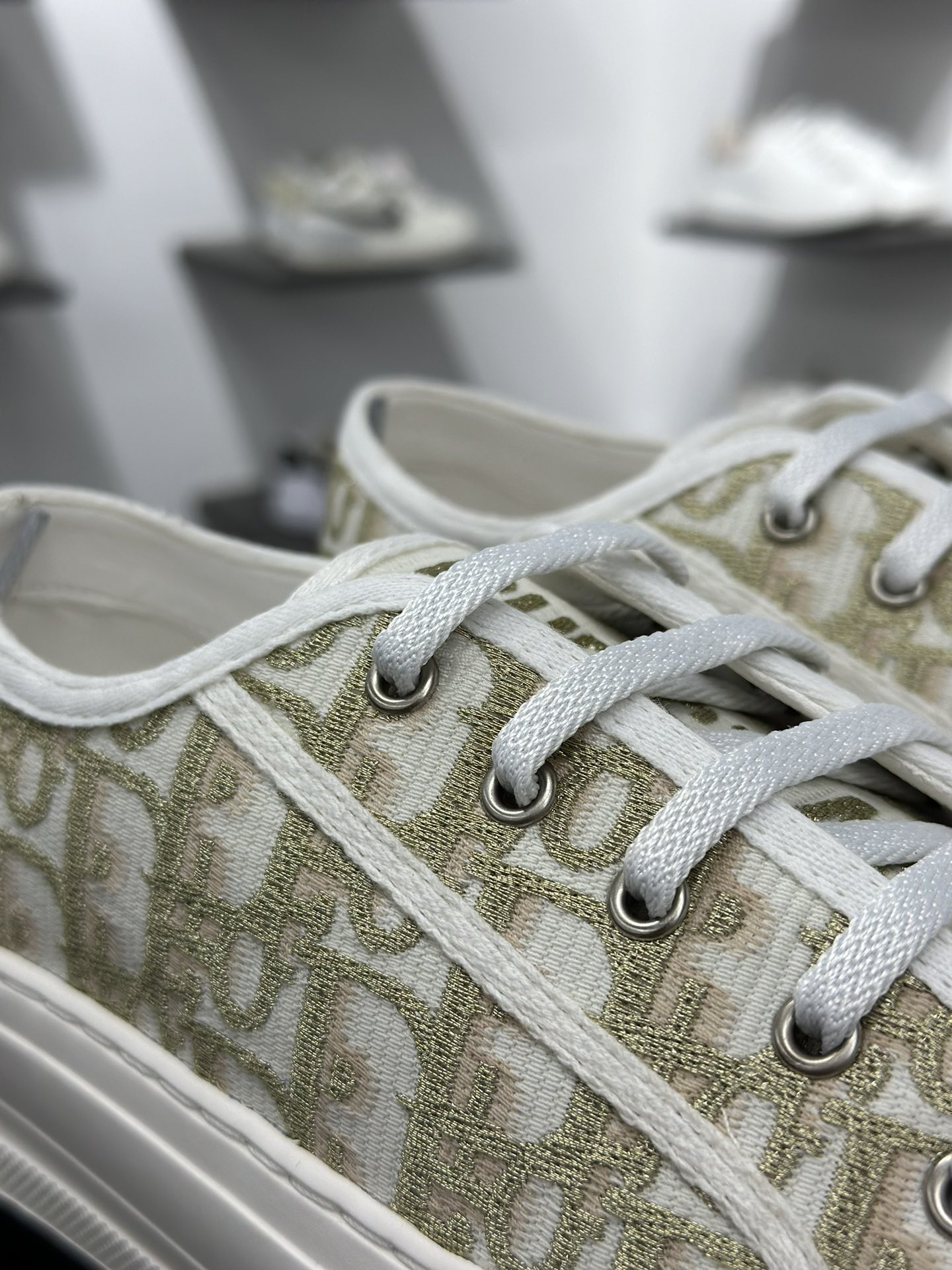 迪奥/Dior Walk'n'Dior Low 沃克系列低帮百搭增高休闲运动厚底板鞋“帆布金属金白” KCK385OBL_S49K