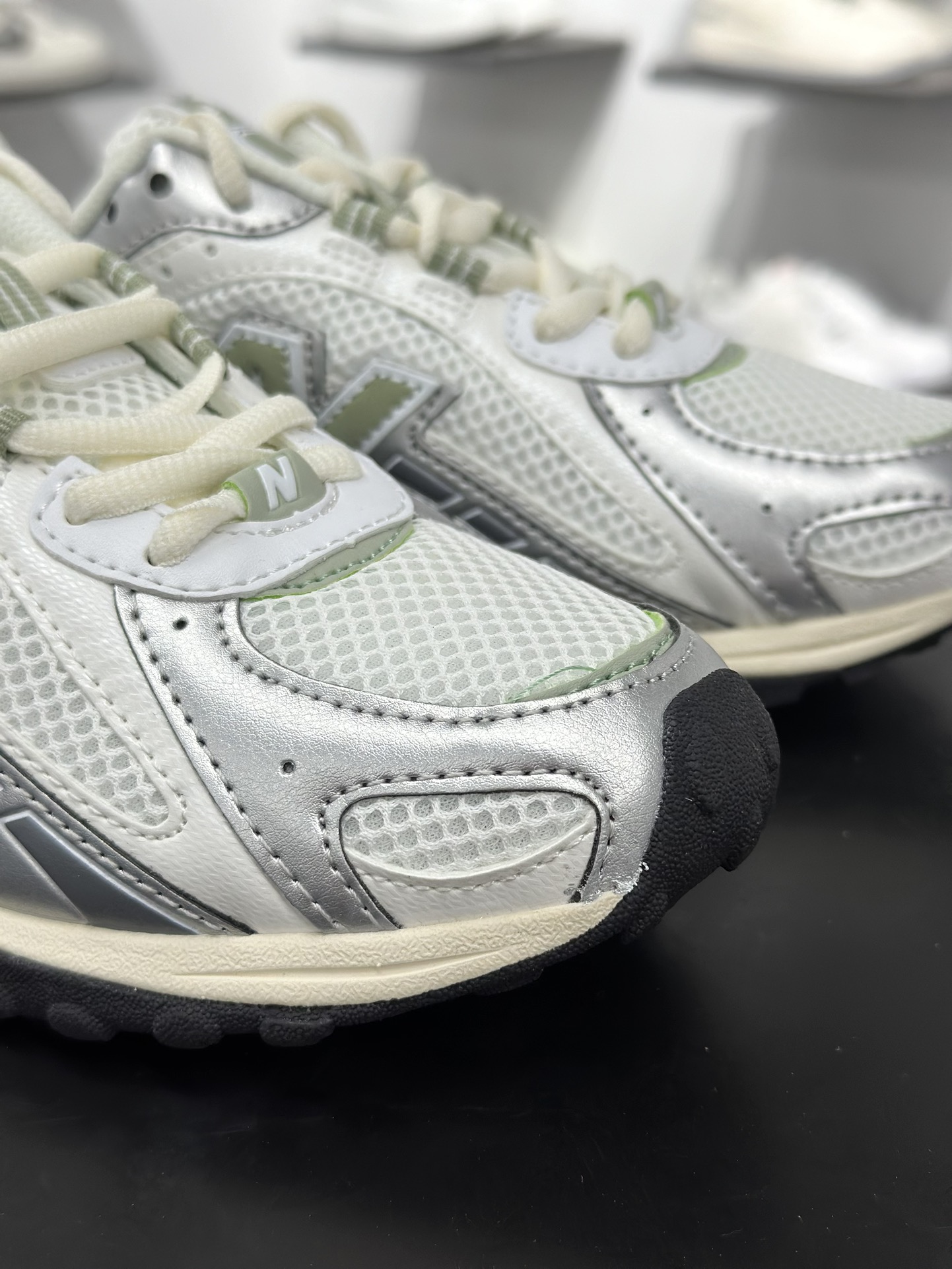 New Balance 新百伦204 系列 复古休闲运动百搭老爹跑步鞋 U204LSWB