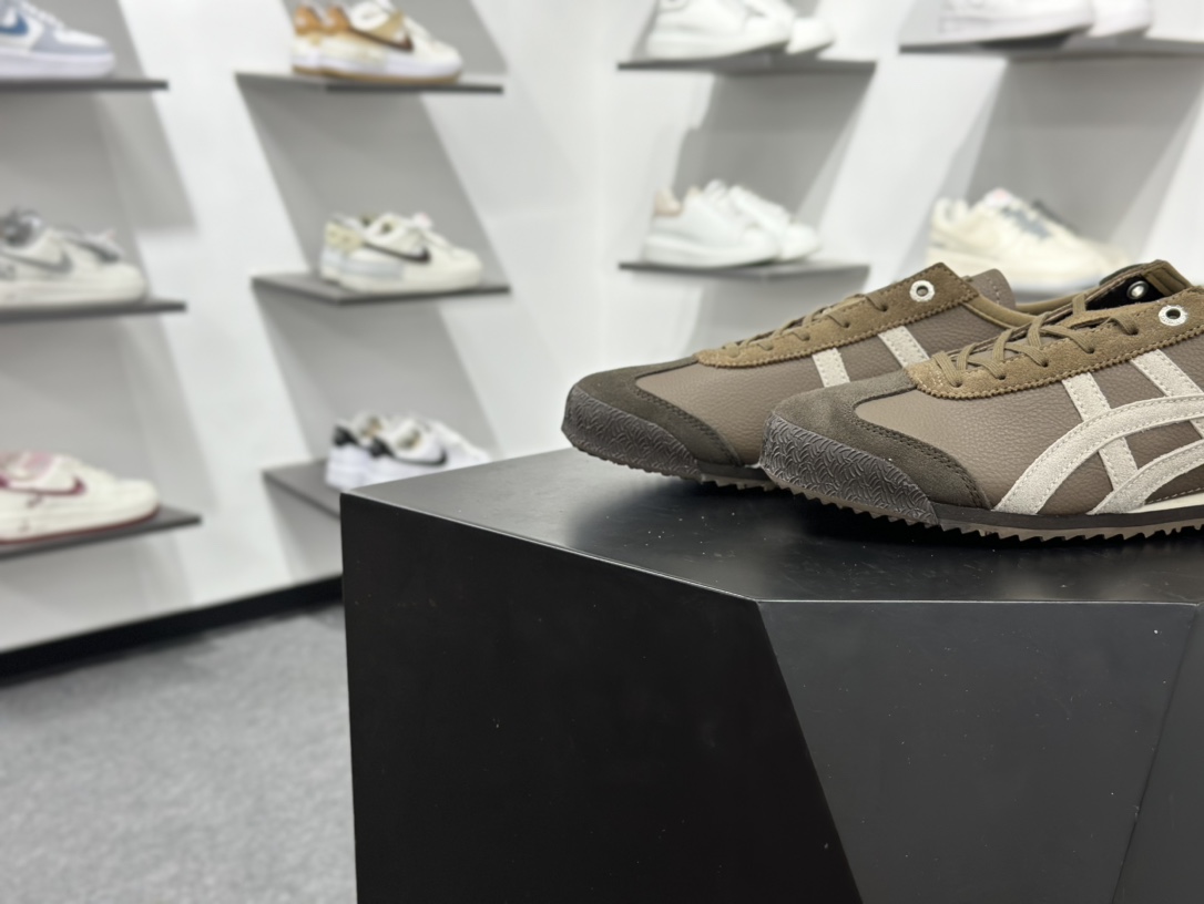 160 Onitsuka Tiger Mexico 66 SD 鬼冢虎 墨西哥升级版系列低帮复古经典虎爪百搭休闲皮革慢跑鞋 1183C015-205