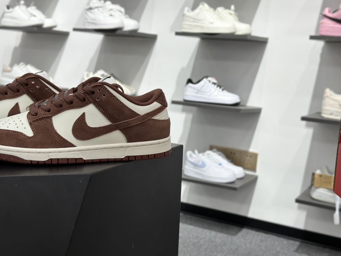 200 Nike SB Dunk Low 白褐 HJ7673-100