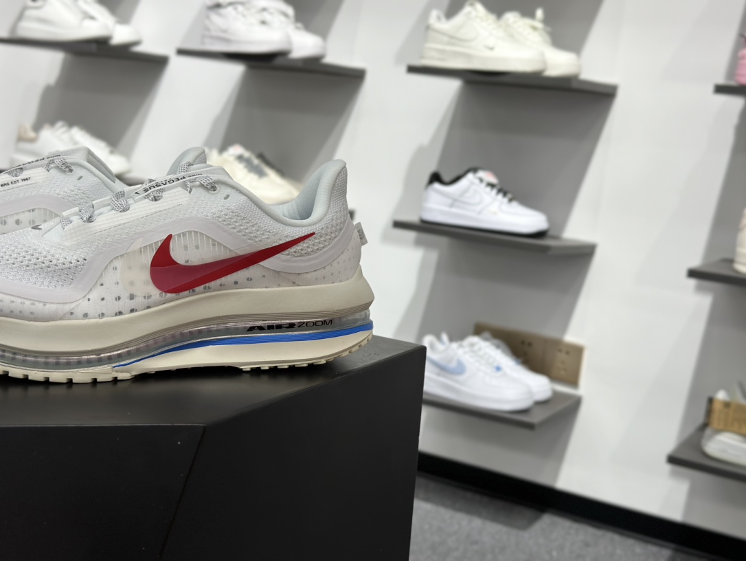 260 Nike Air Zoom NIKE PEGASUS PREMIUM耐克 新款气垫缓震休闲跑步鞋 IH7347-111