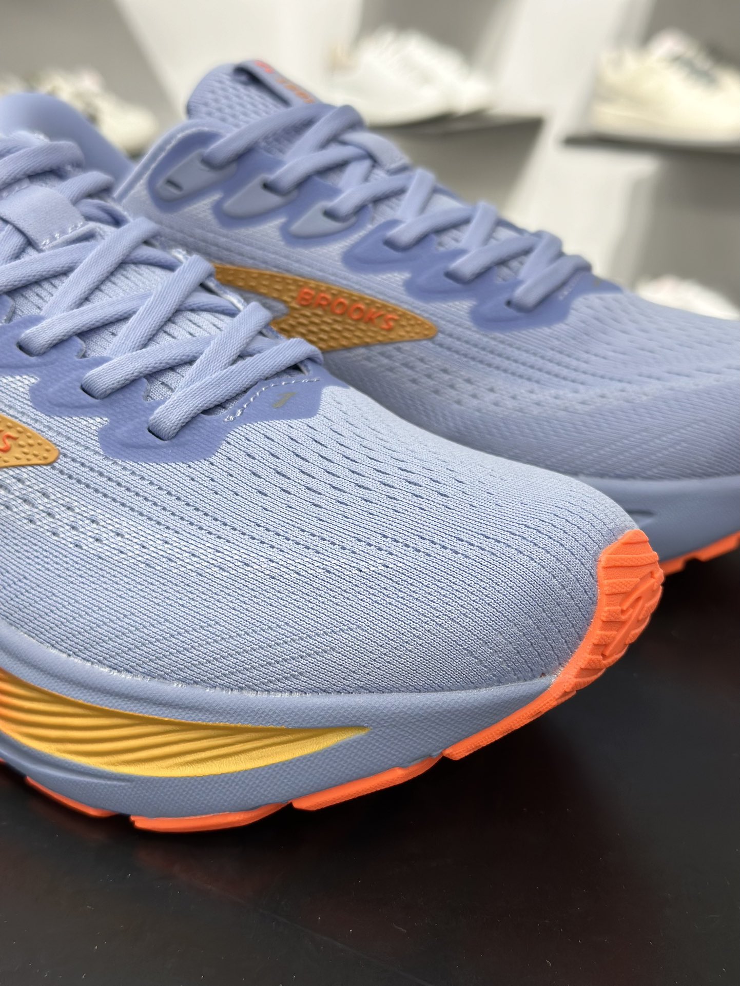 Brooks Ghost max 2 布鲁克斯 系列低帮透气缓震支撑休闲运动慢跑鞋 120431 1D 443