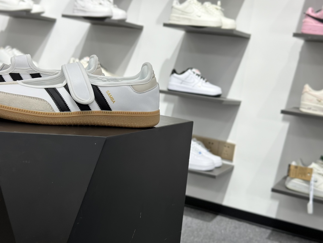 阿迪达斯/三叶草Adidas Originals OG Jane 桑巴舞百搭低帮休闲运动板鞋