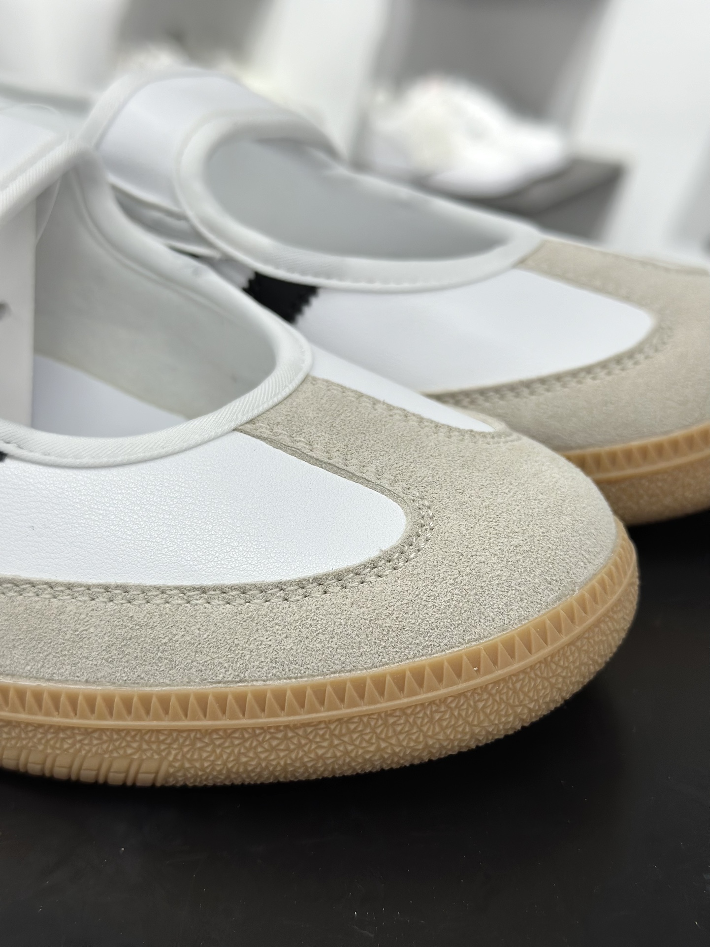 阿迪达斯/三叶草Adidas Originals OG Jane 桑巴舞百搭低帮休闲运动板鞋