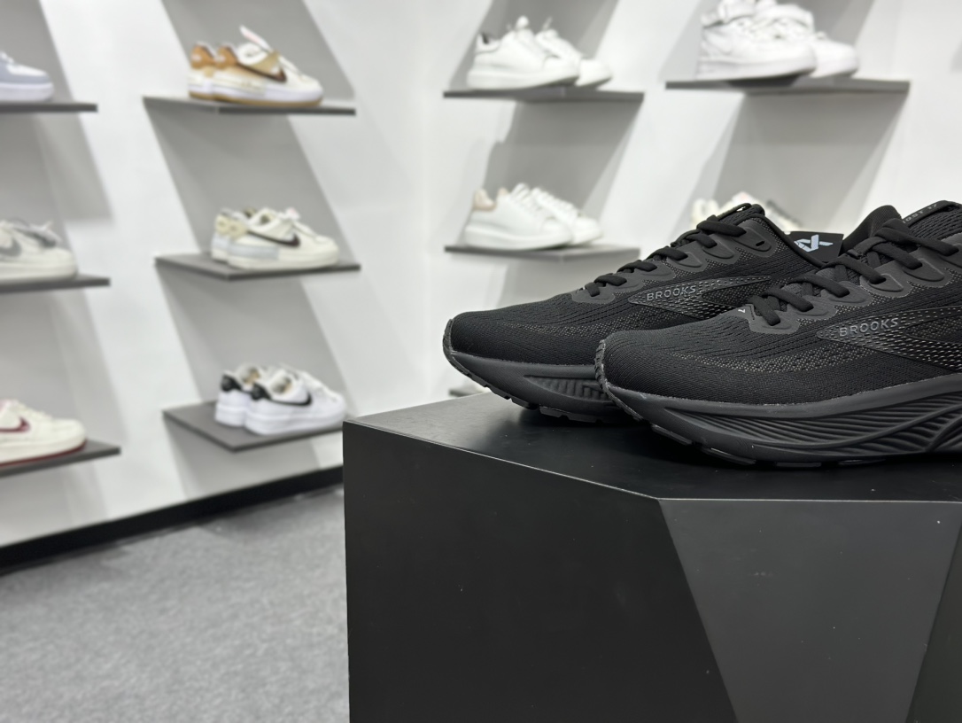 Brooks Ghost max 2 布鲁克斯 系列低帮透气缓震支撑休闲运动慢跑鞋 110442 1D 020