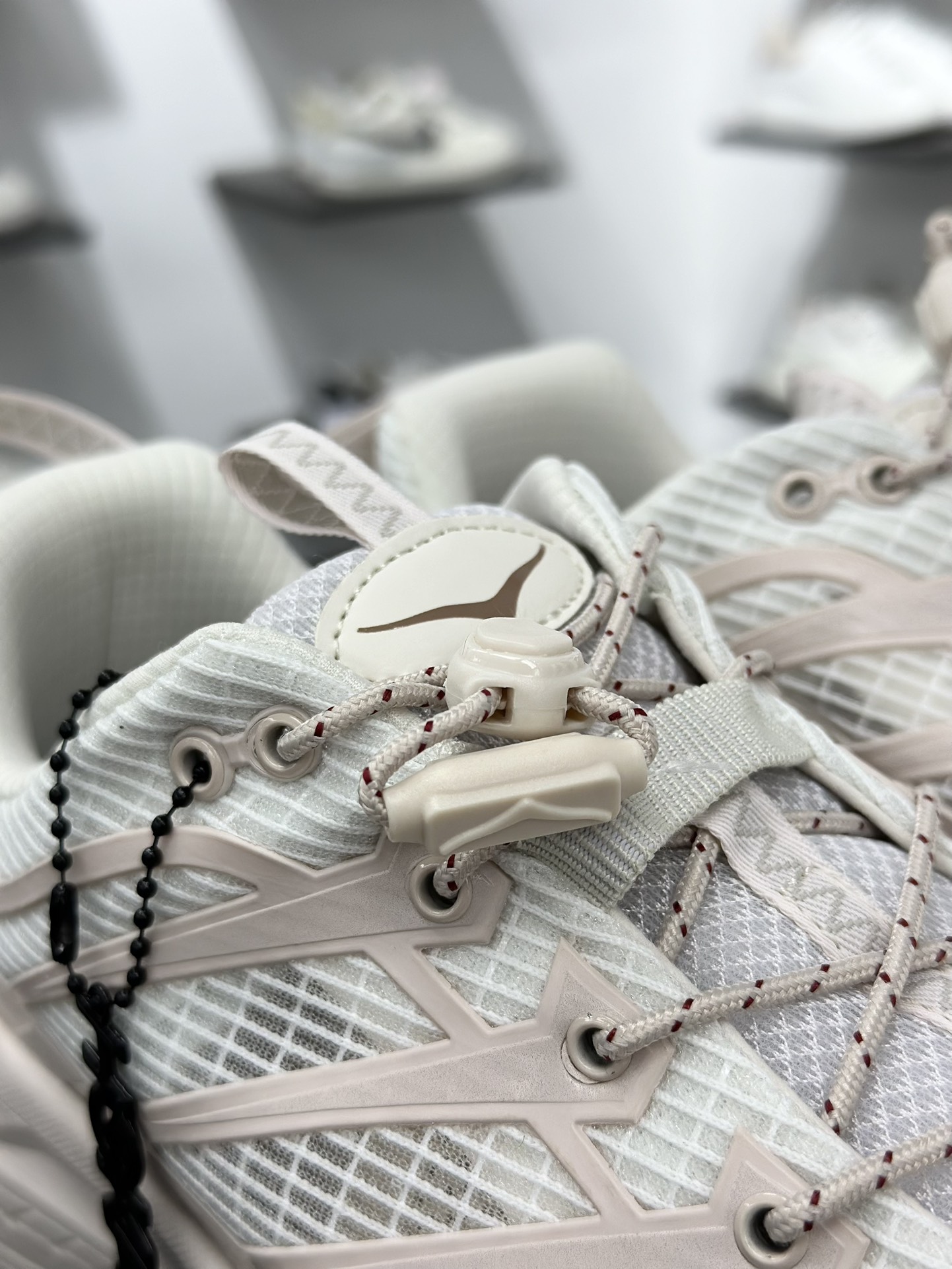 Hoka One One Mafate Three 2 Low 玛法特2系列低帮厚底户外越野运动慢跑鞋