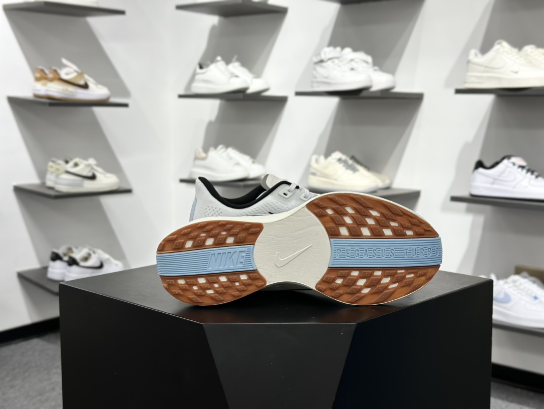 Nike REACTX PEGASUS Plus 飞马跑步鞋 FQ7262-101