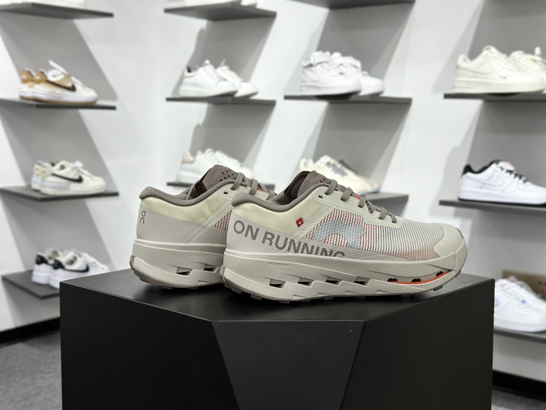 On昂跑 Cloudultra 3 户外街头机能风跑步鞋 Cloud Hi Edge户外机能融合街头潮流 3MF3023