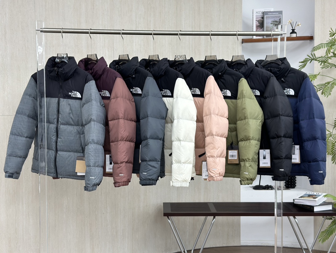 The North Face 1996 Retro Nuptse Down Jacket - Stylish & Warm for Winter 2 i1757662181 2224 2