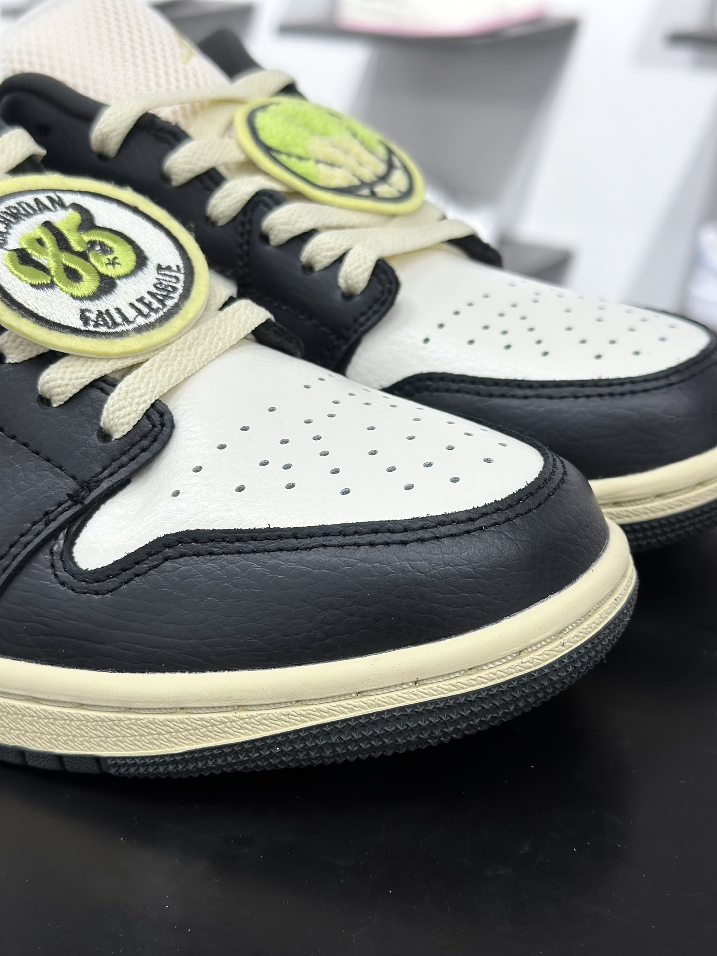 Air Jordan Low AJ1 乔1黑白绿 低帮文化休闲运动板鞋 HQ3009-003