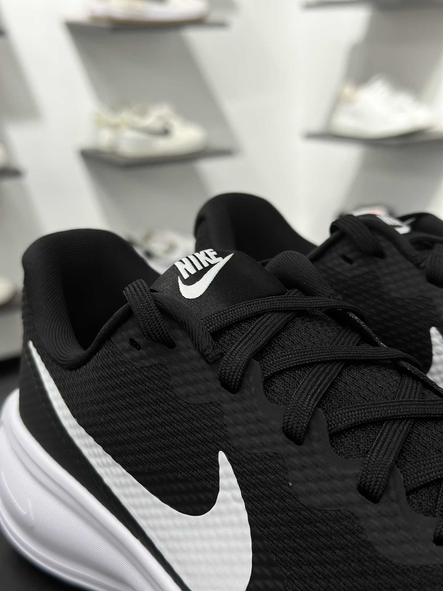 NIKE REVOLUTION 8轻盈跑鞋舒适百搭防滑耐磨 低帮 休闲跑步鞋 HJ9198-003