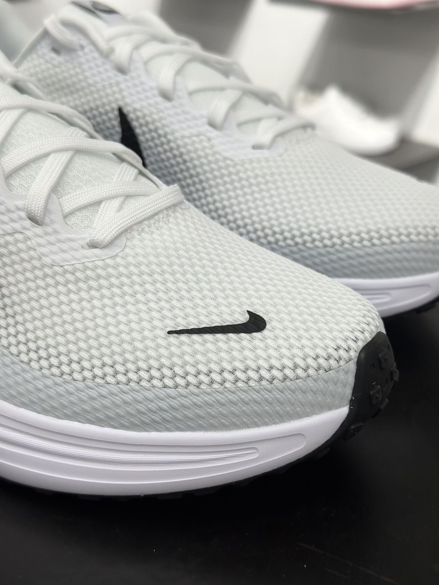 NIKE REVOLUTION 8轻盈跑鞋舒适百搭防滑耐磨 低帮 休闲跑步鞋 HJ9198-101